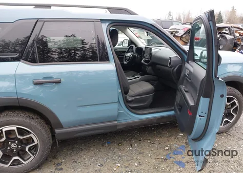 2021 Ford Bronco Sport Big Bend z USA, uszkodzony, nr VIN 3FMCR9B66MRA11983